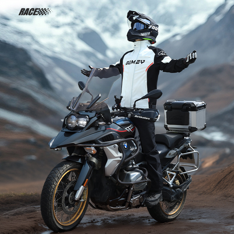 معطف واق من المطر للدراجات الن - مراجعة Cycling Gear Man وسعره